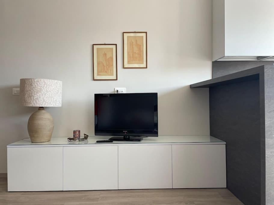 Suite De Rolandis Cin Itoo5Oo5C22Cdbezny Asti Exteriér fotografie